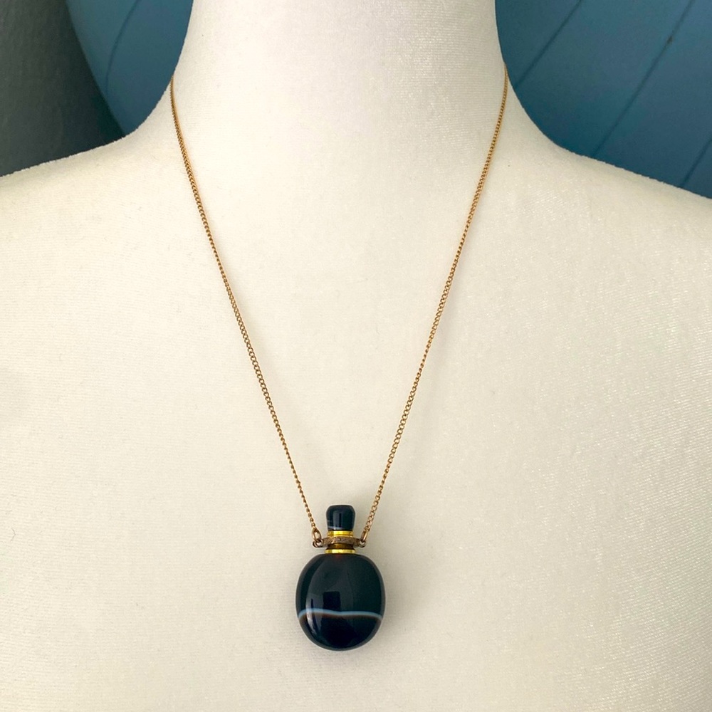 Black onyx potion necklace 🖤